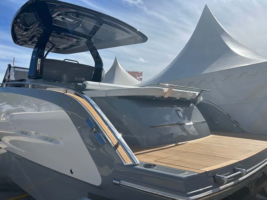 INVICTUS YACHT GT320 - miniatura 11