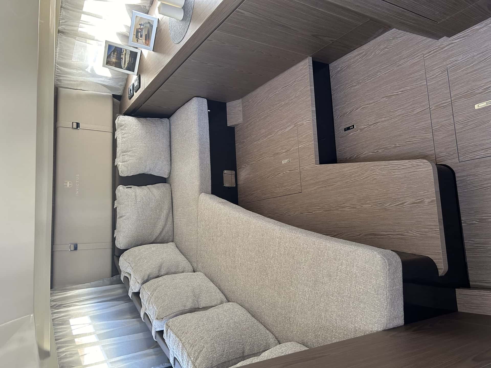 INVICTUS YACHT GT320 - miniatura 16