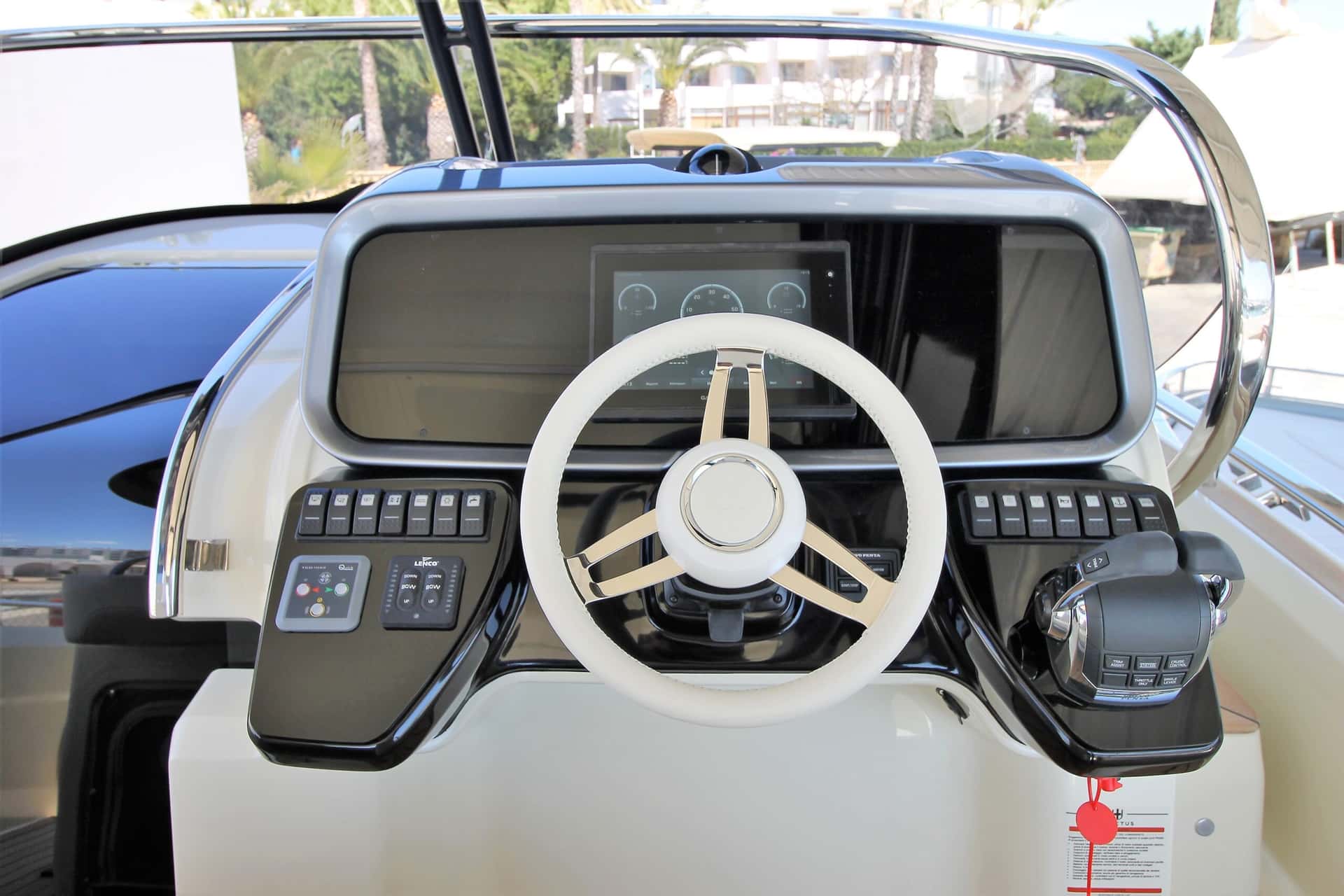 INVICTUS YACHT GT320 - miniatura 4