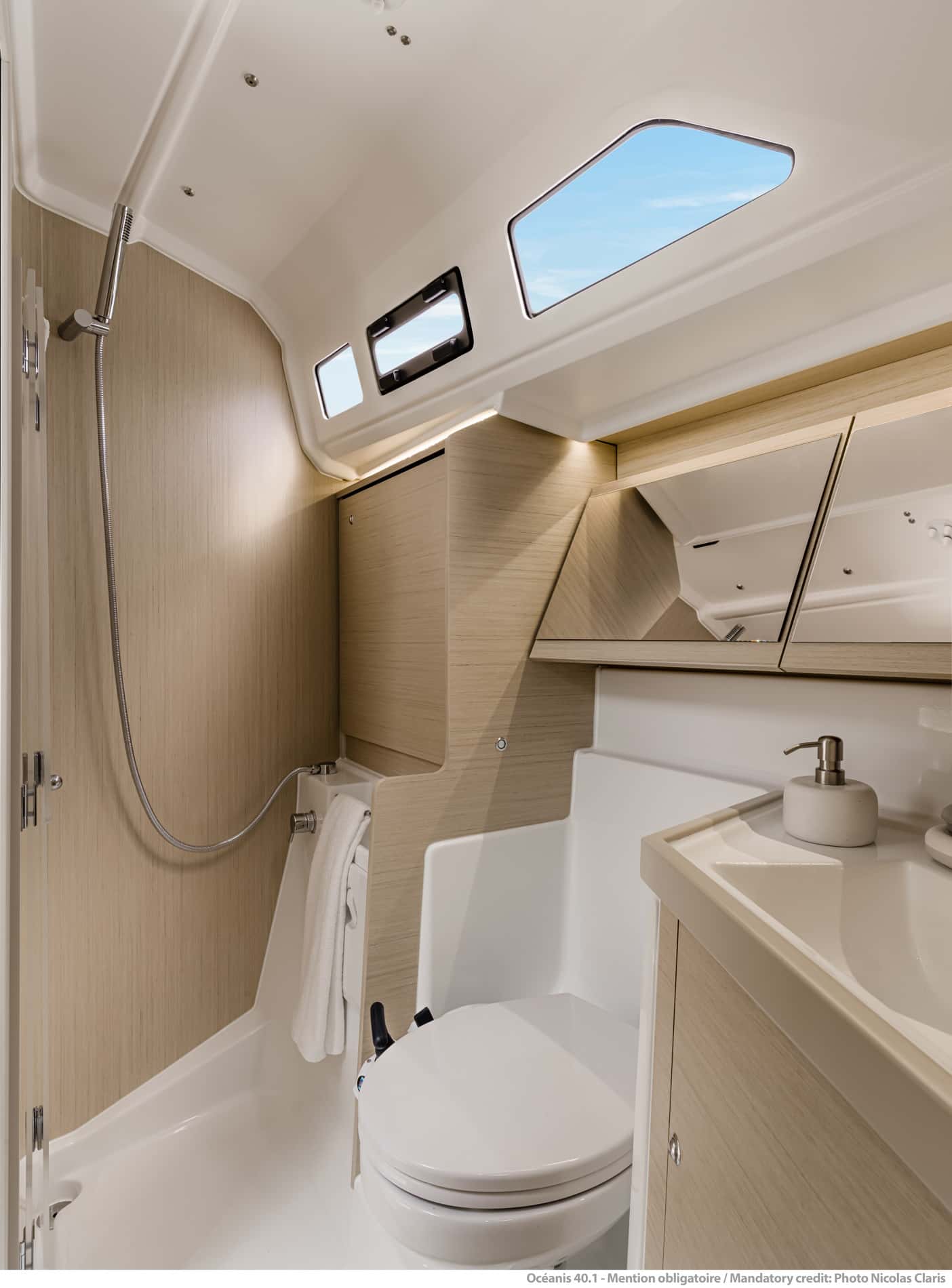Beneteau Oceanis 40.1 - miniatura 16