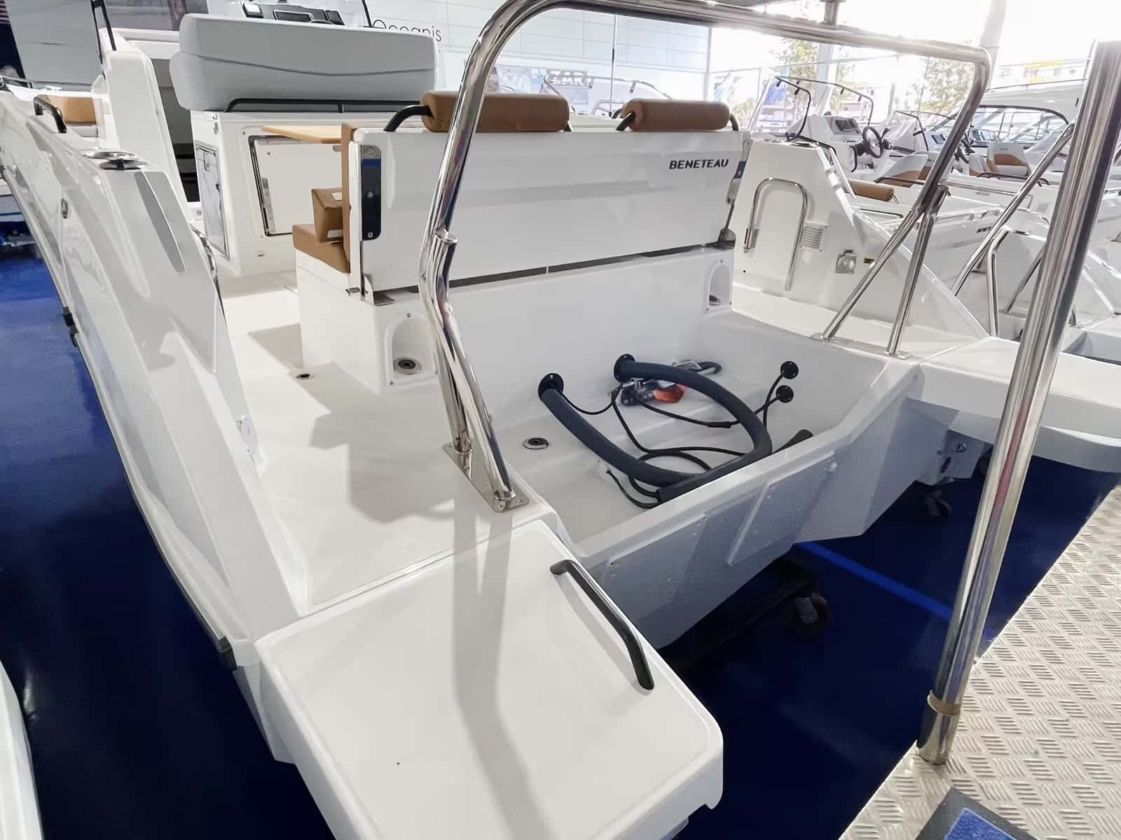 Beneteau Flyer 9 SpaceDeck - miniatura 7