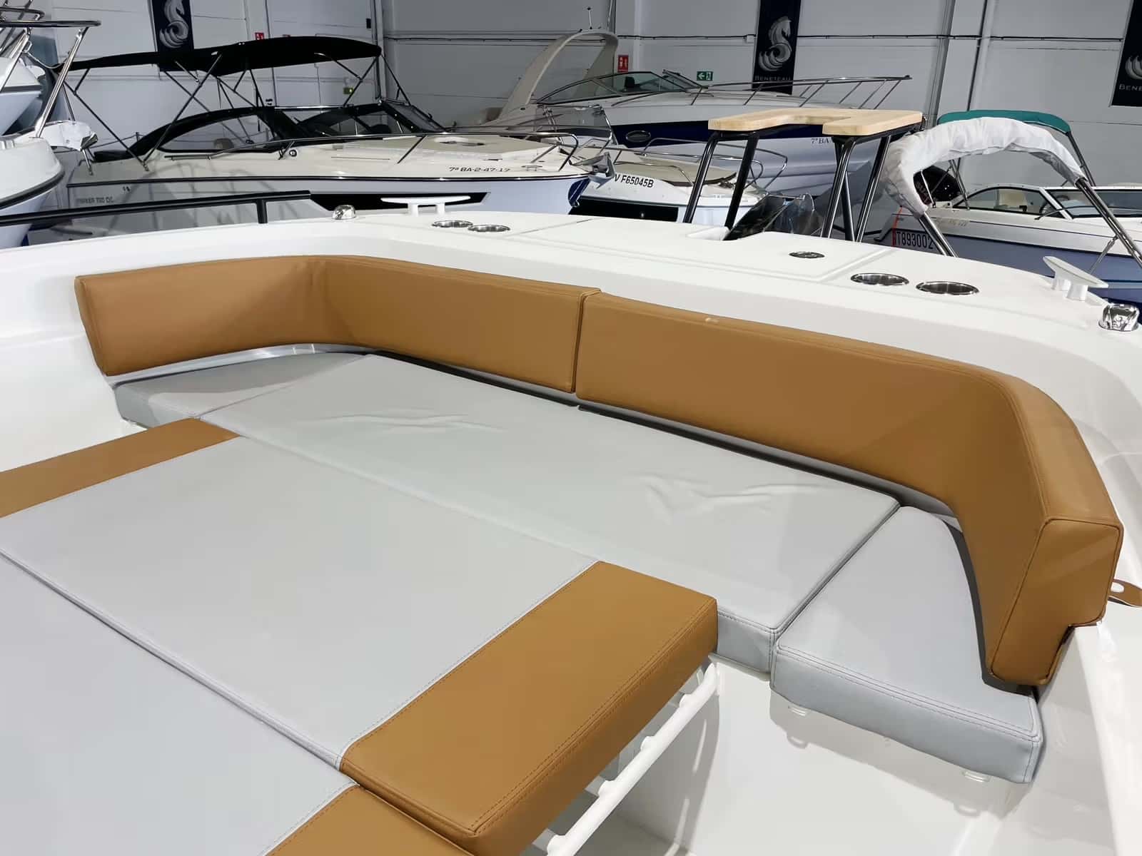 Beneteau Flyer 9 SpaceDeck - miniatura 12