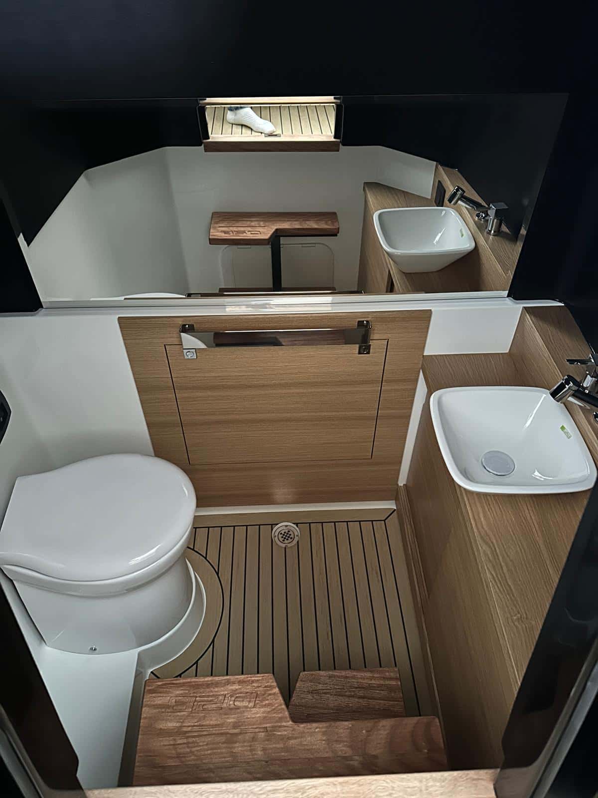 De Antonio Yachts D28 - miniatura 7