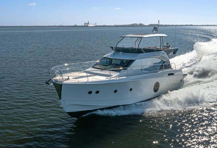 Beneteau Monte Carlo 6