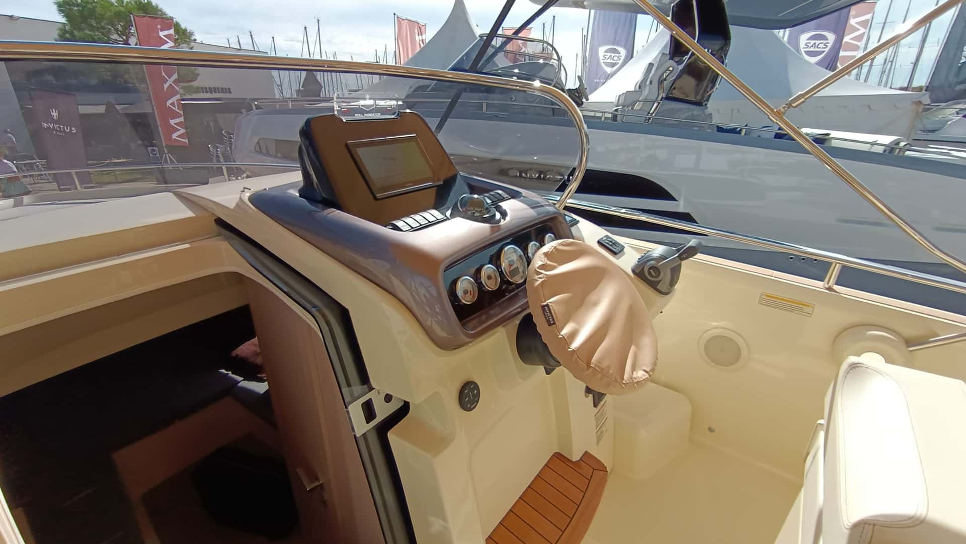 INVICTUS 280 GT - miniatura 6