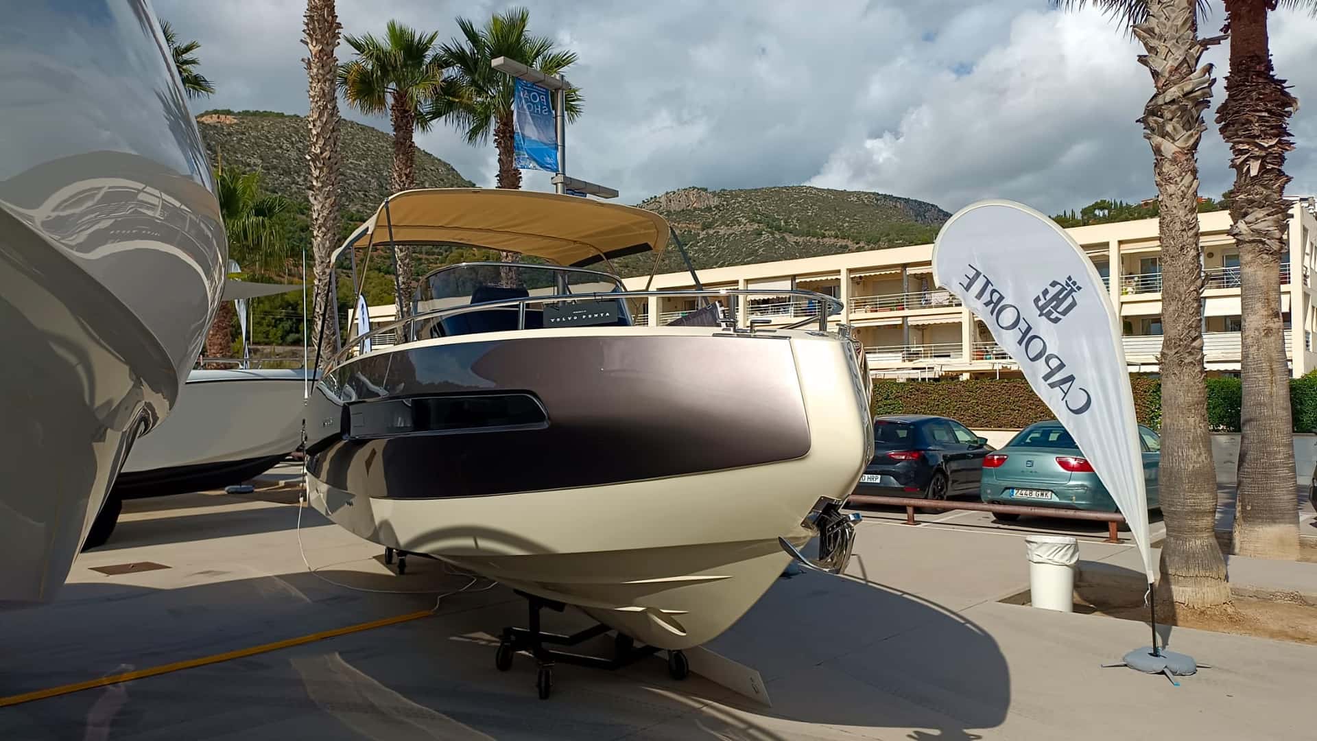 INVICTUS 280 GT