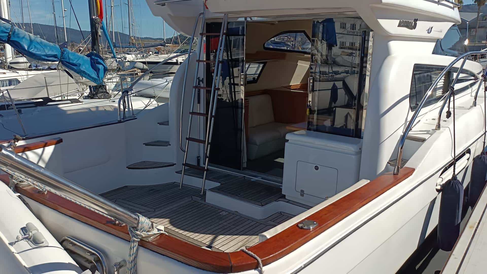 ASTONDOA 36 FLY - miniatura 6