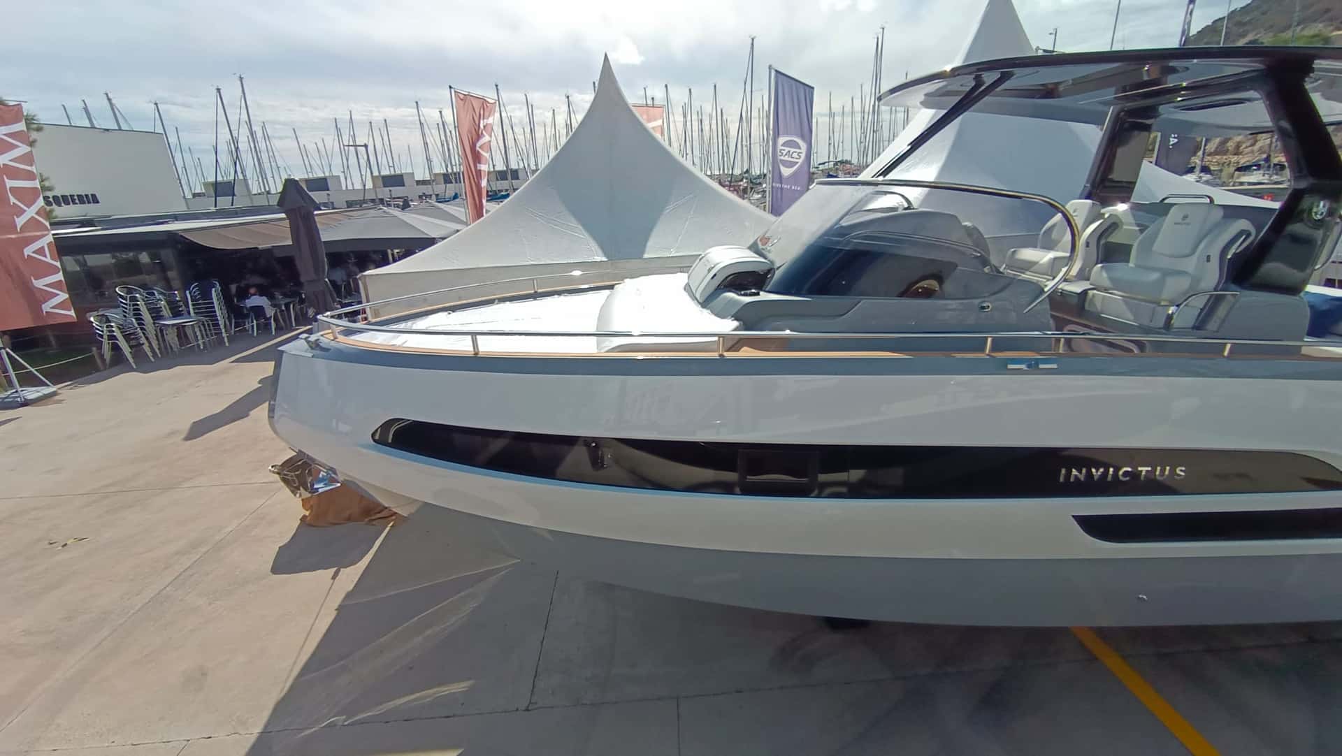 INVICTUS 320 GT "STOCK" - miniatura 15
