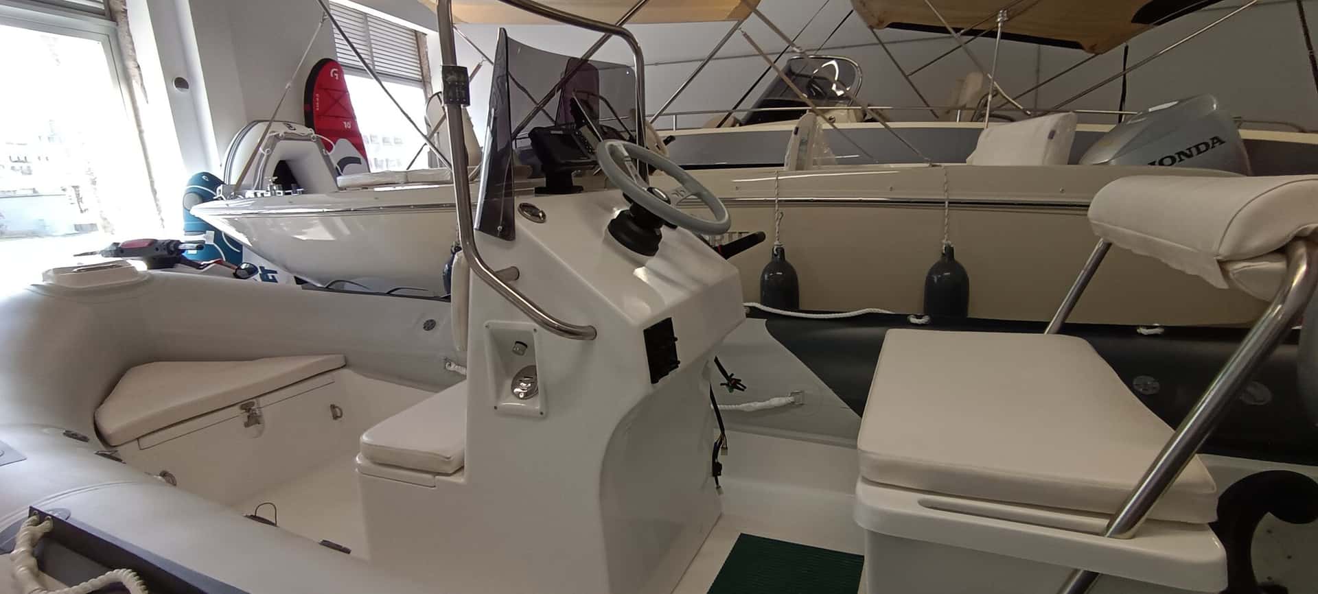 GoldenShip Aura 520 - miniatura 5