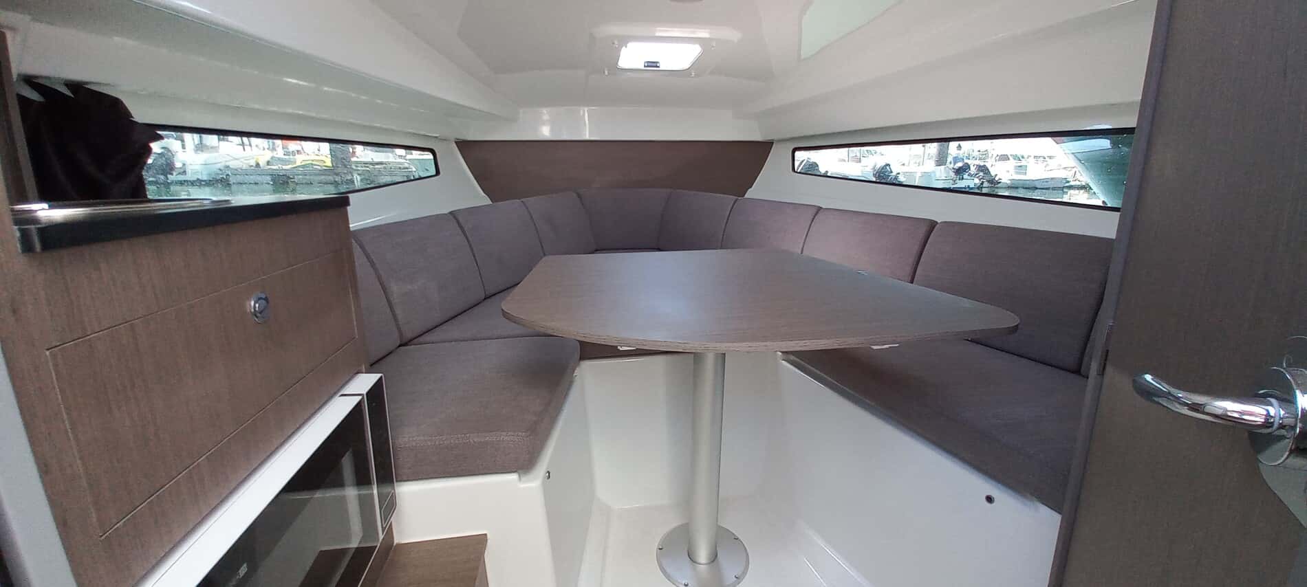 Beneteau Flyer 8 SunDeck - miniatura 12