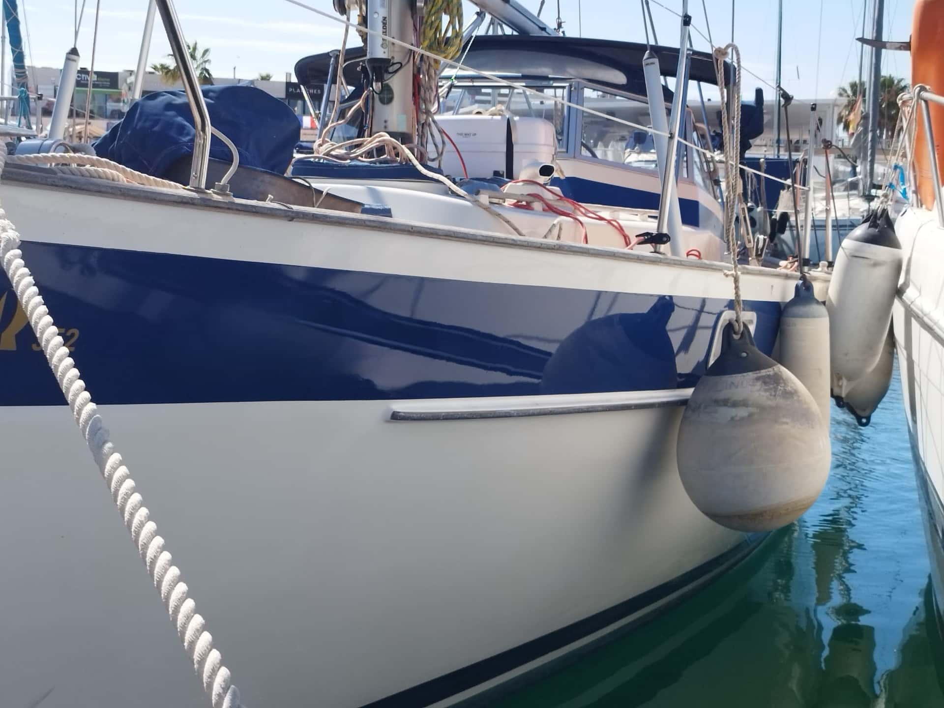HALLBERG RASSY 352 - miniatura 11