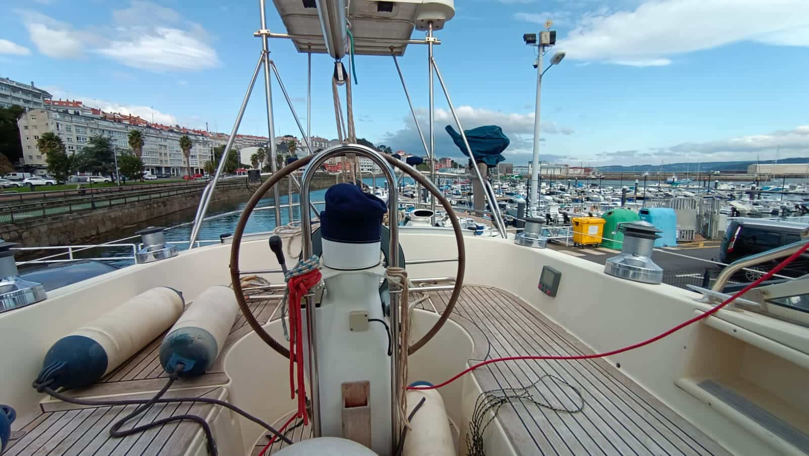 HALLBERG RASSY 352 - miniatura 14