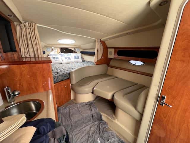 Cruiser Yachts 300 Express - miniatura 9