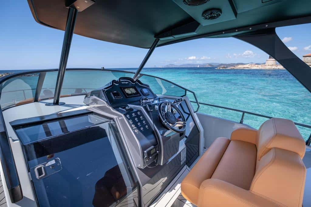 FIM Regina 340 - miniatura 6