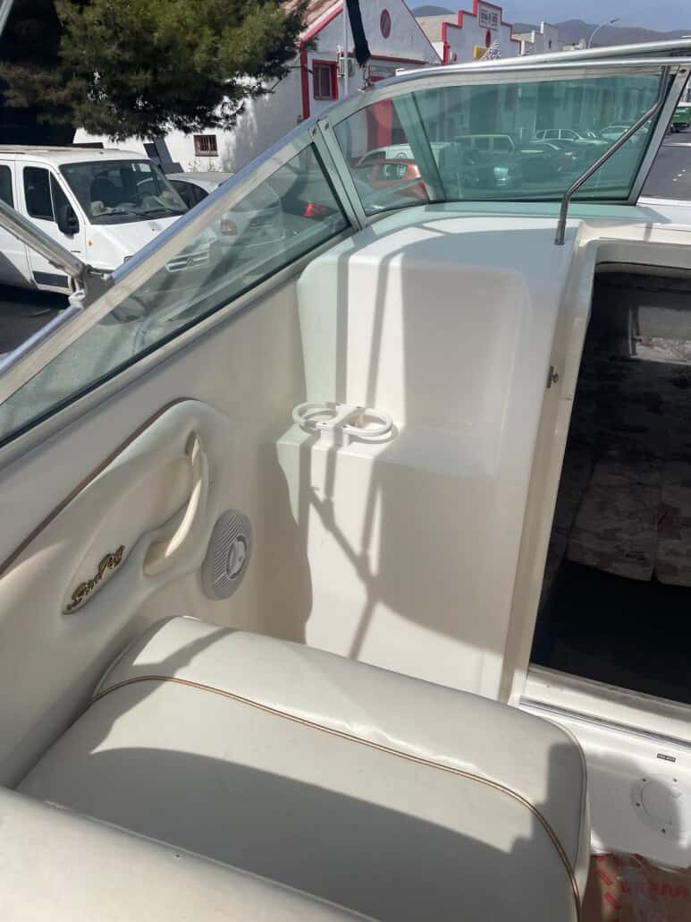Sea Ray 215 - miniatura 4