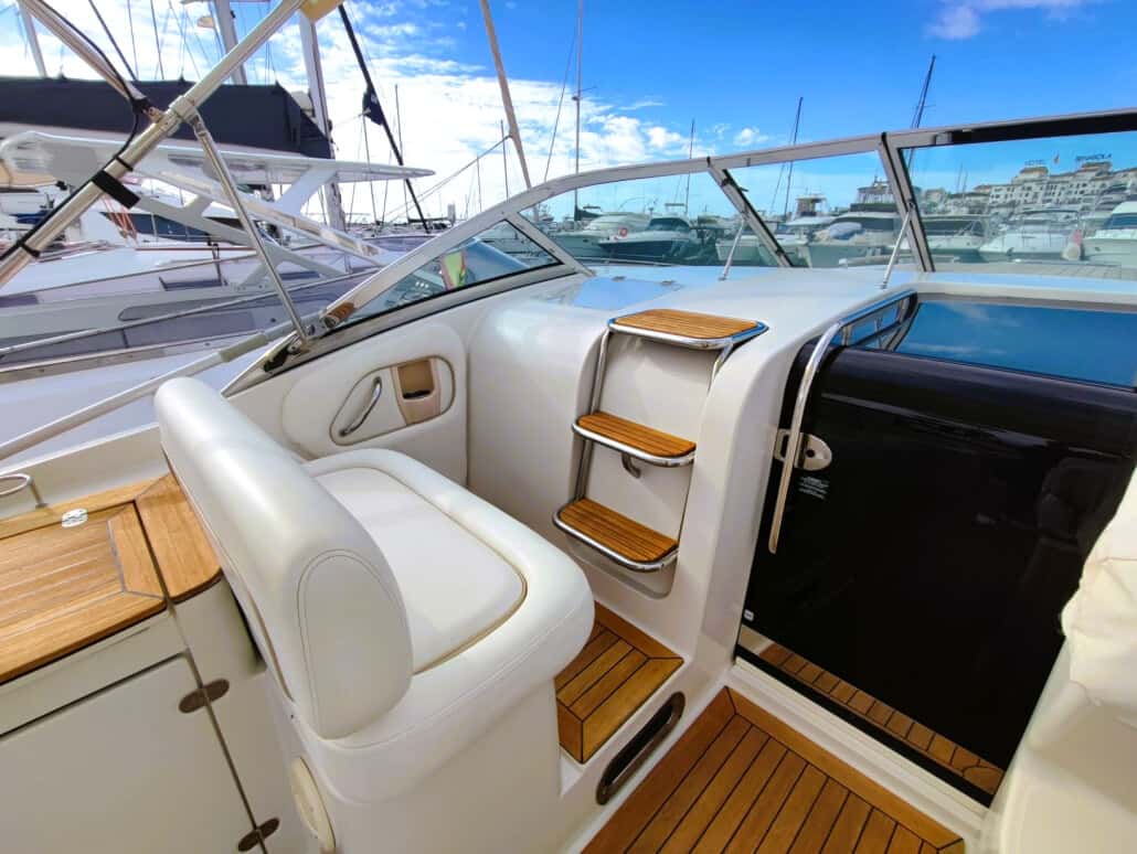 CHRIS CRAFT CORSAIR 36 - miniatura 5