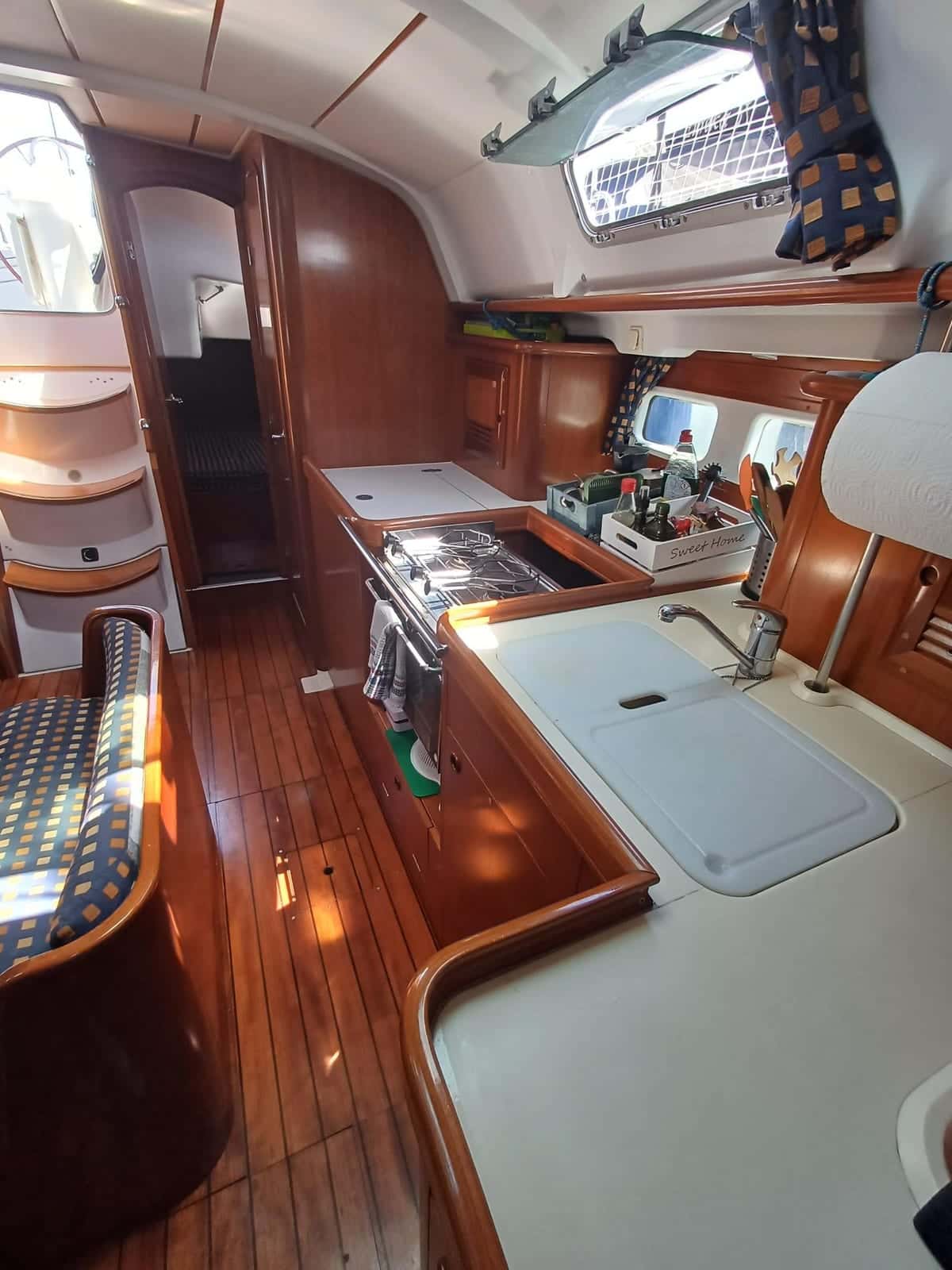 Beneteau Oceanis 411 - miniatura 11