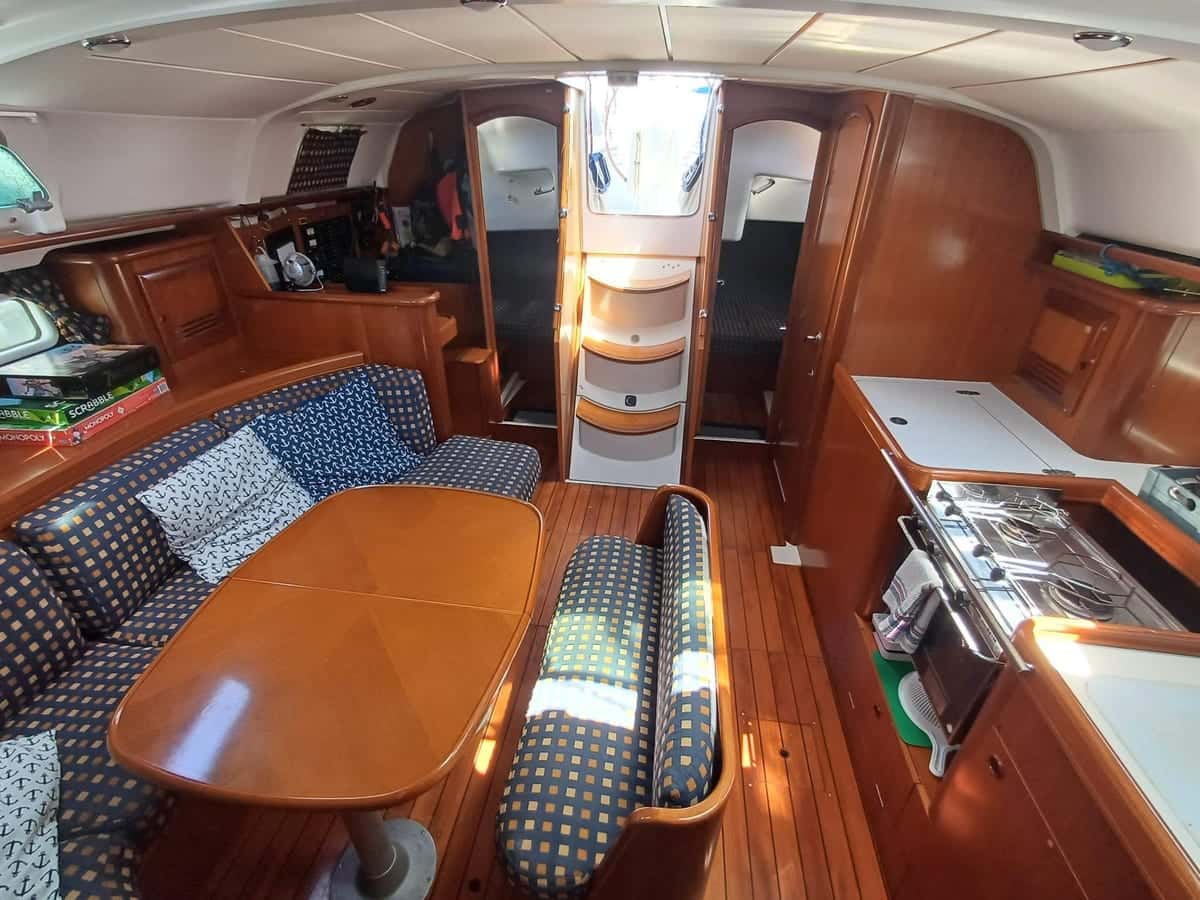Beneteau Oceanis 411 - miniatura 15