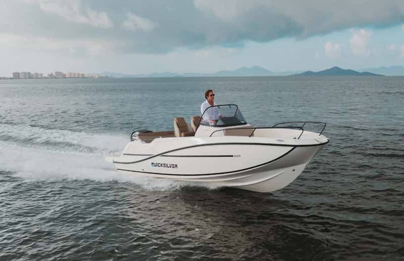 QUICKSILVER 605 OPEN