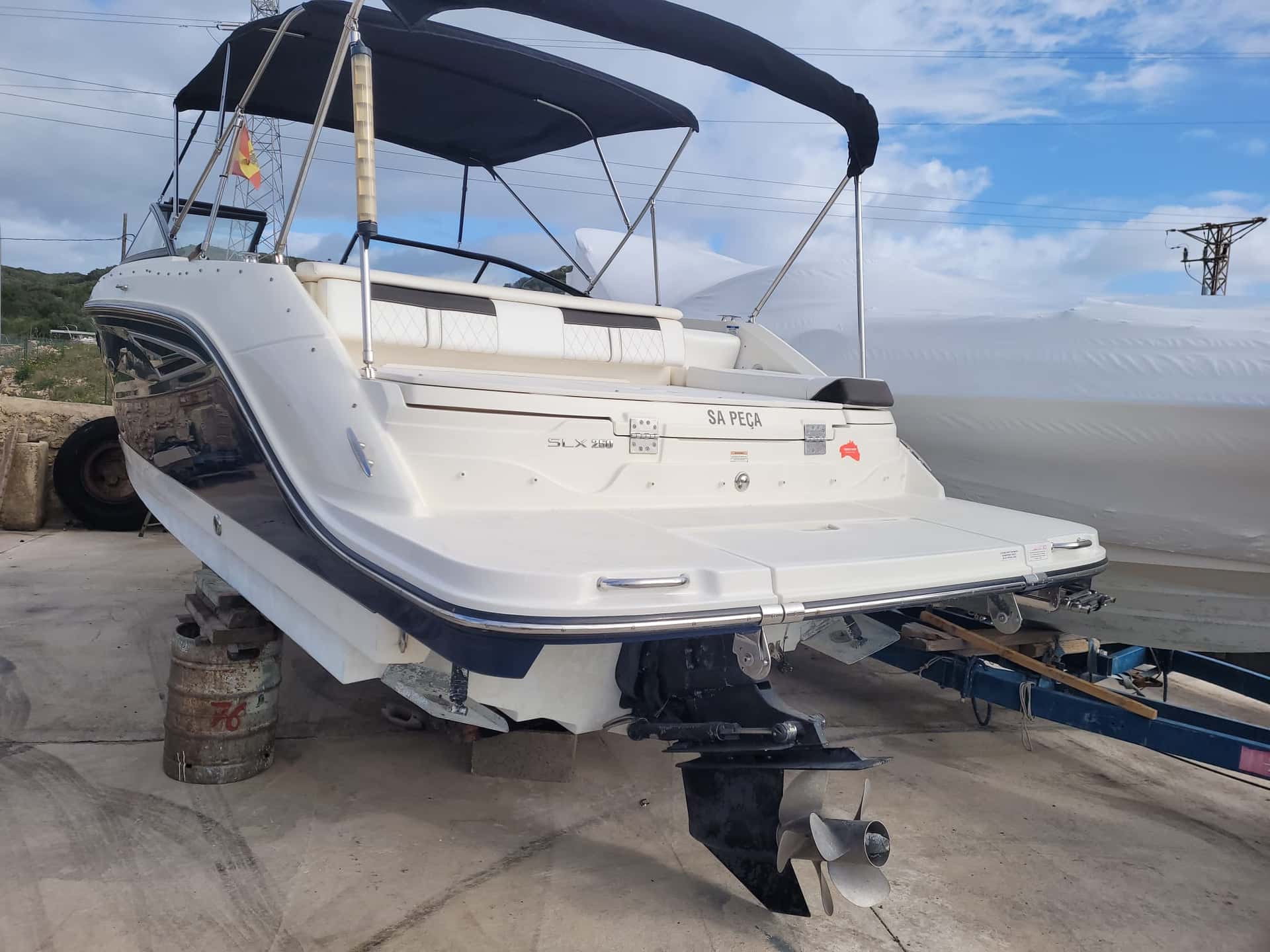 Sea Ray SLX 250 - miniatura 2