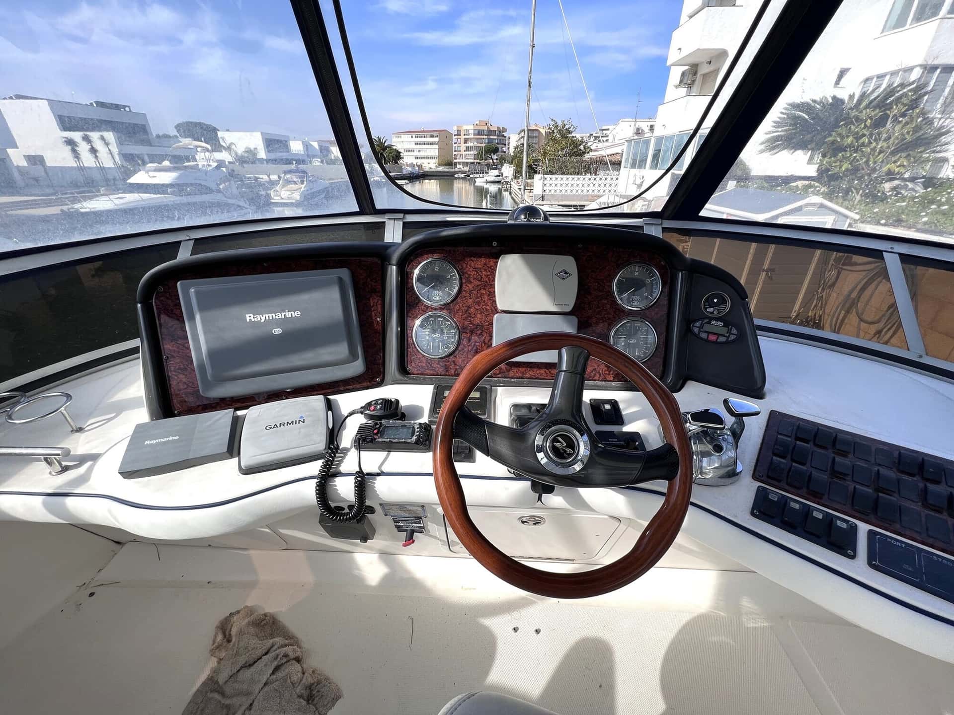 SEA RAY 420 DB - miniatura 6