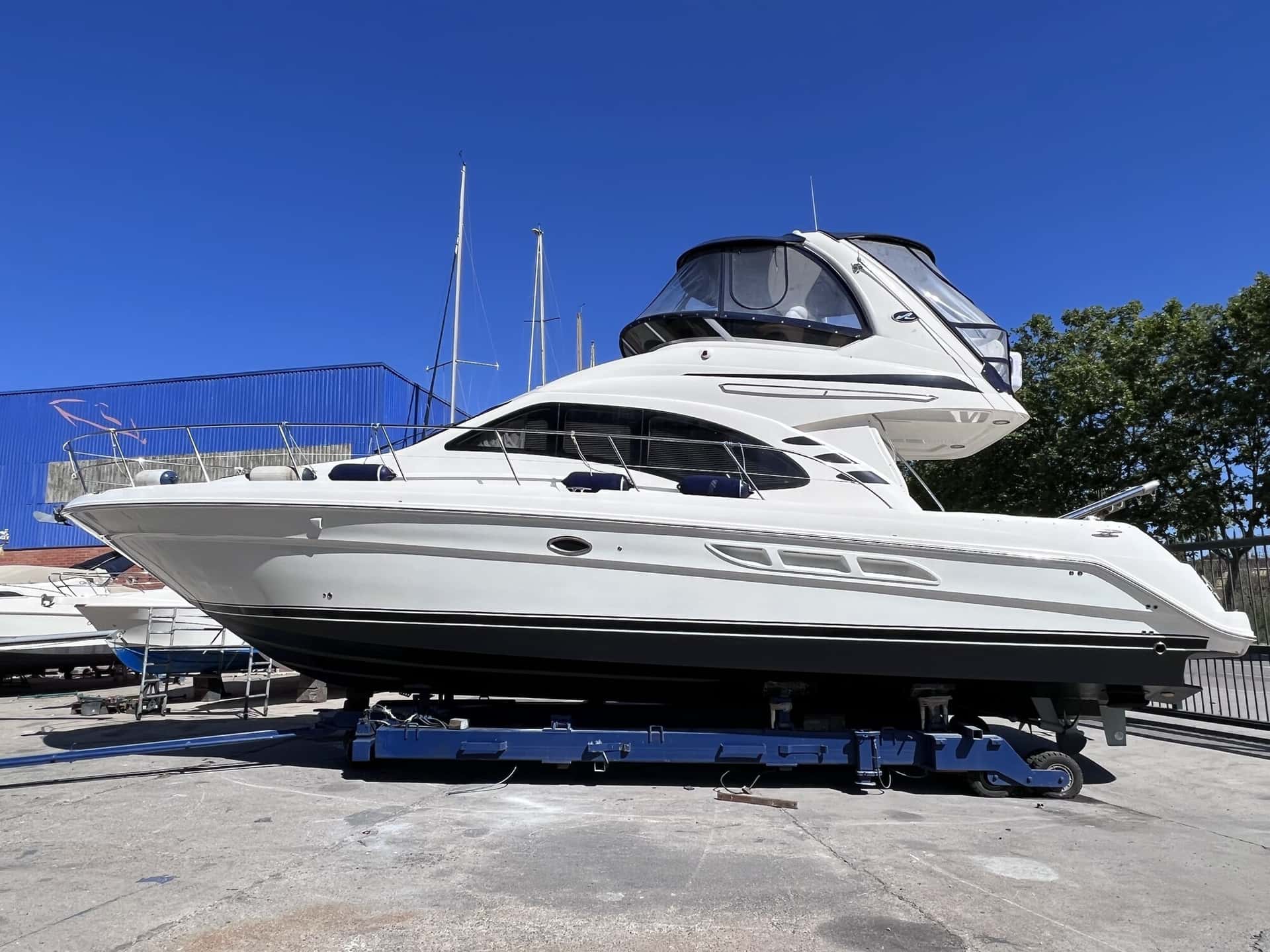 SEA RAY 420 DB