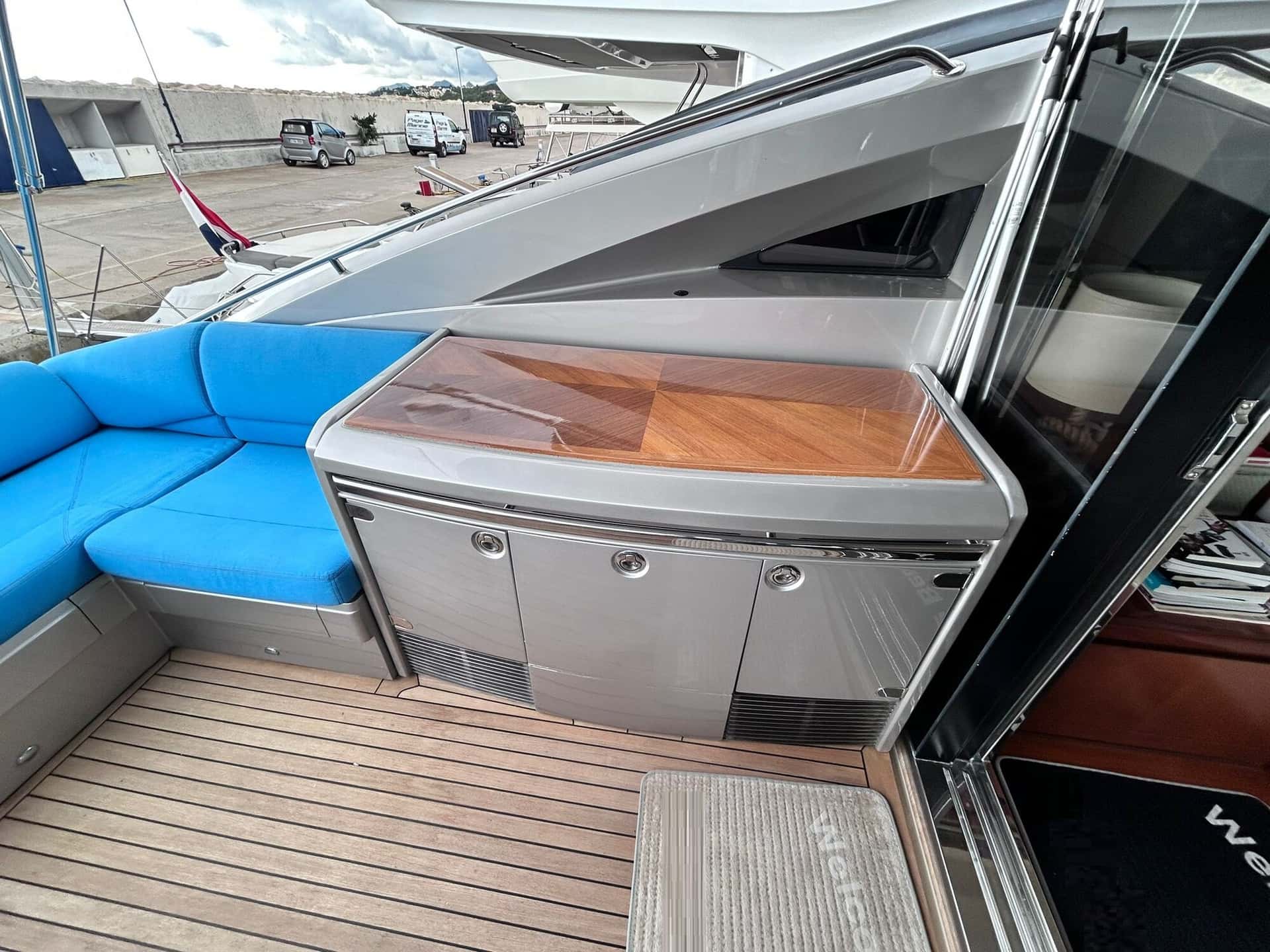 PRINCESS V70 - miniatura 7