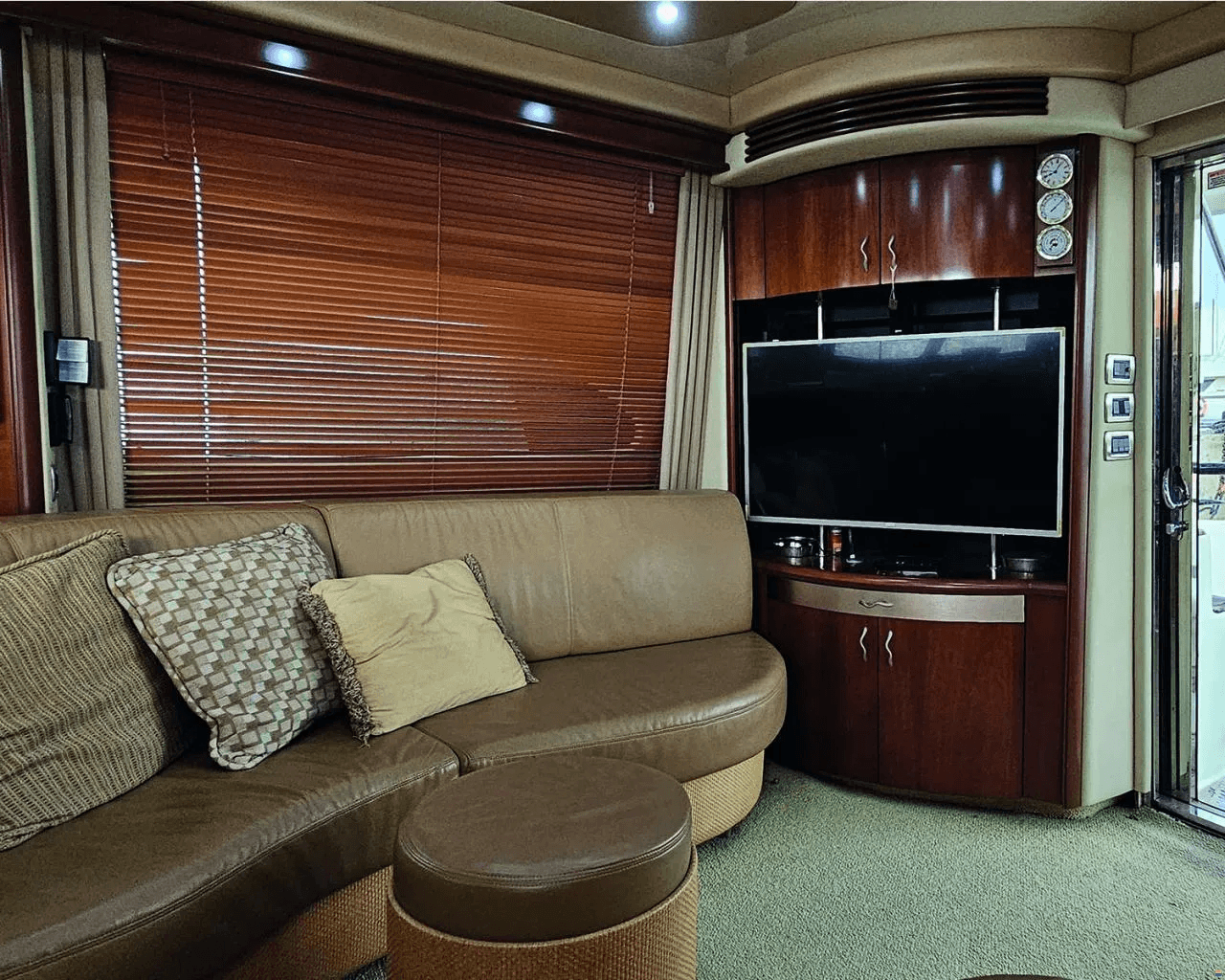 Sea Ray 550 DB - miniatura 8