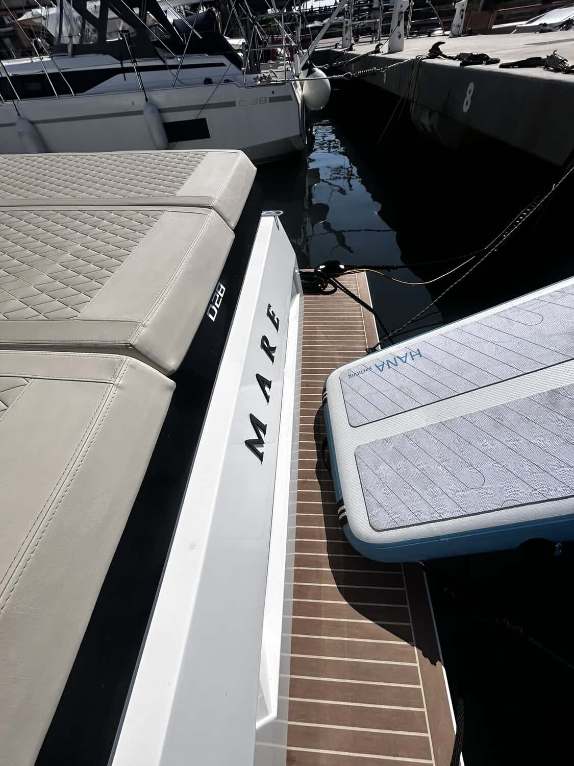 De Antonio Yachts D28 - miniatura 4