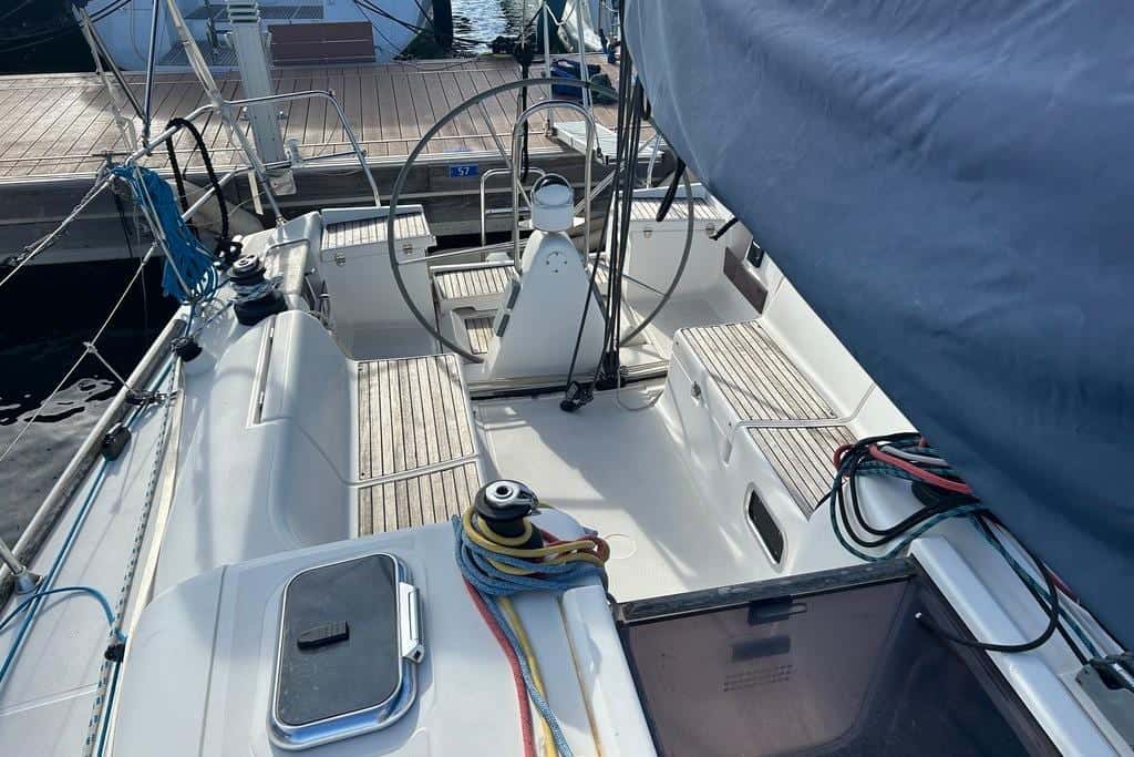Dufour 40 Performance - miniatura 27