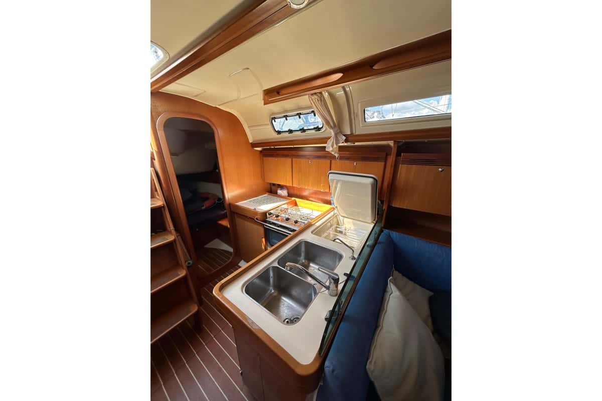 Dufour 40 Performance - miniatura 39
