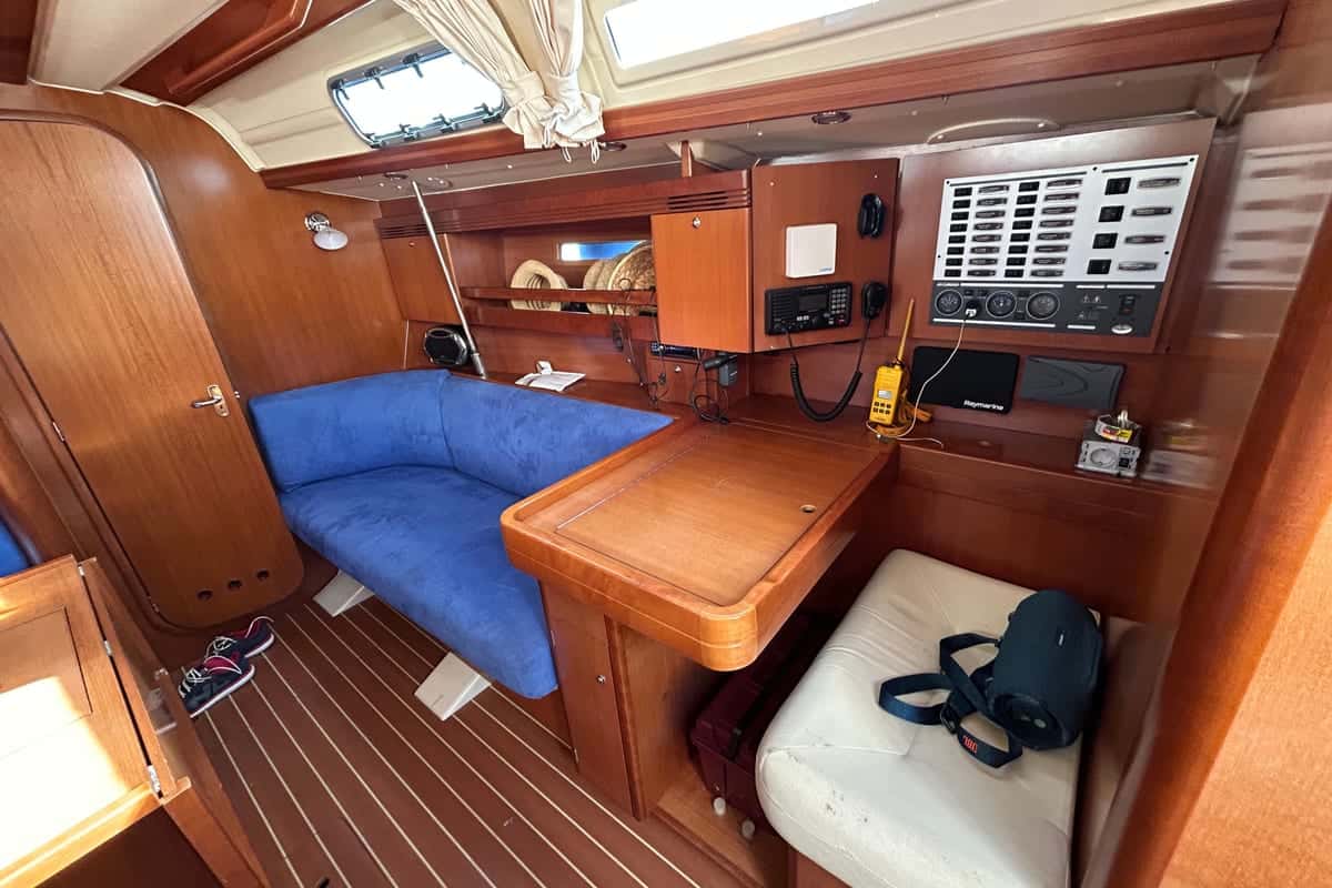 Dufour 40 Performance - miniatura 35
