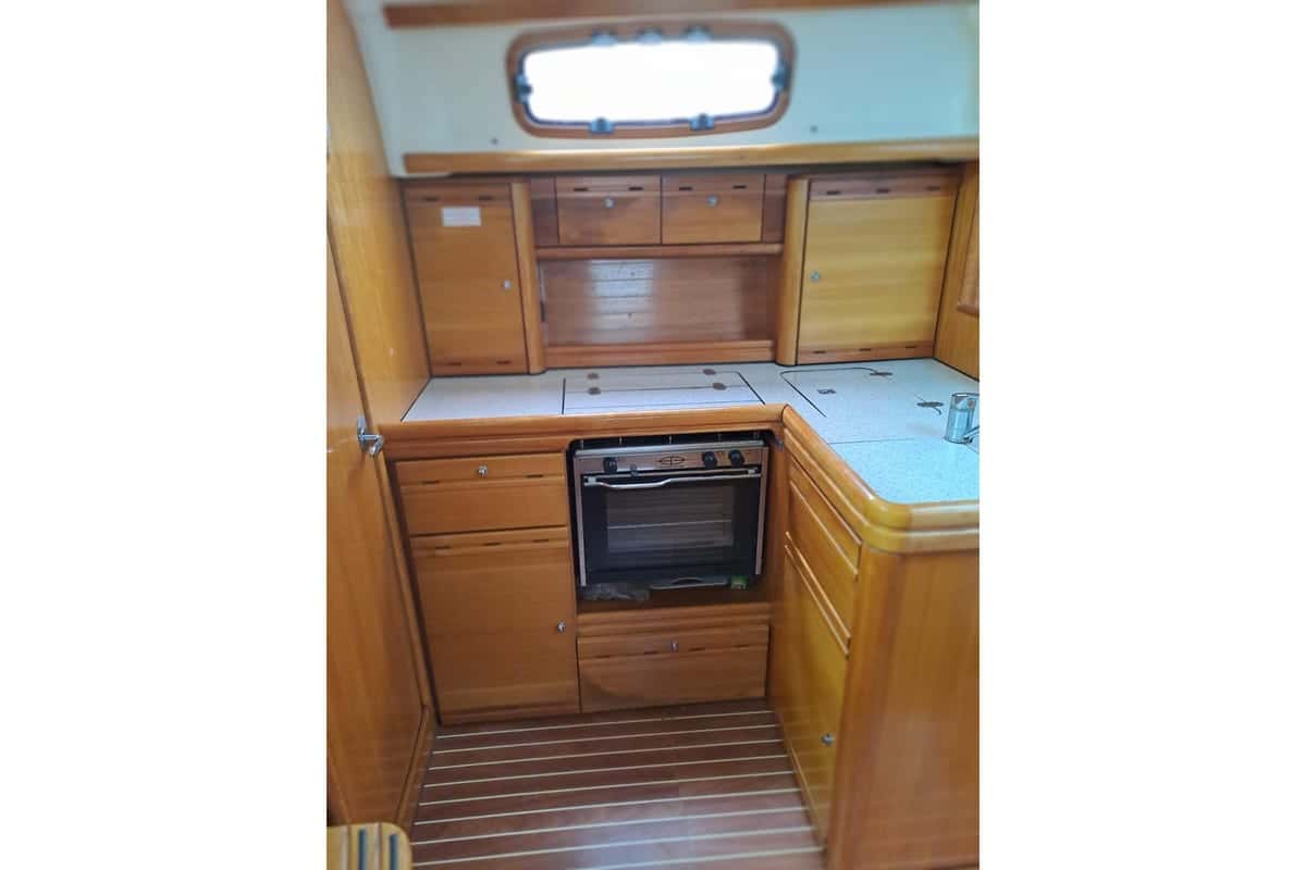 Bavaria 37 Cruiser - miniatura 14