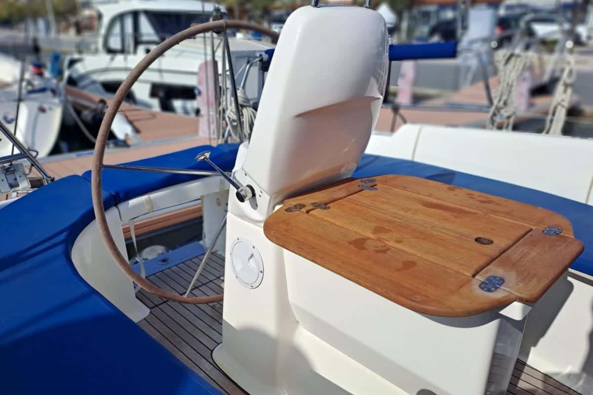 Bavaria 37 Cruiser - miniatura 5