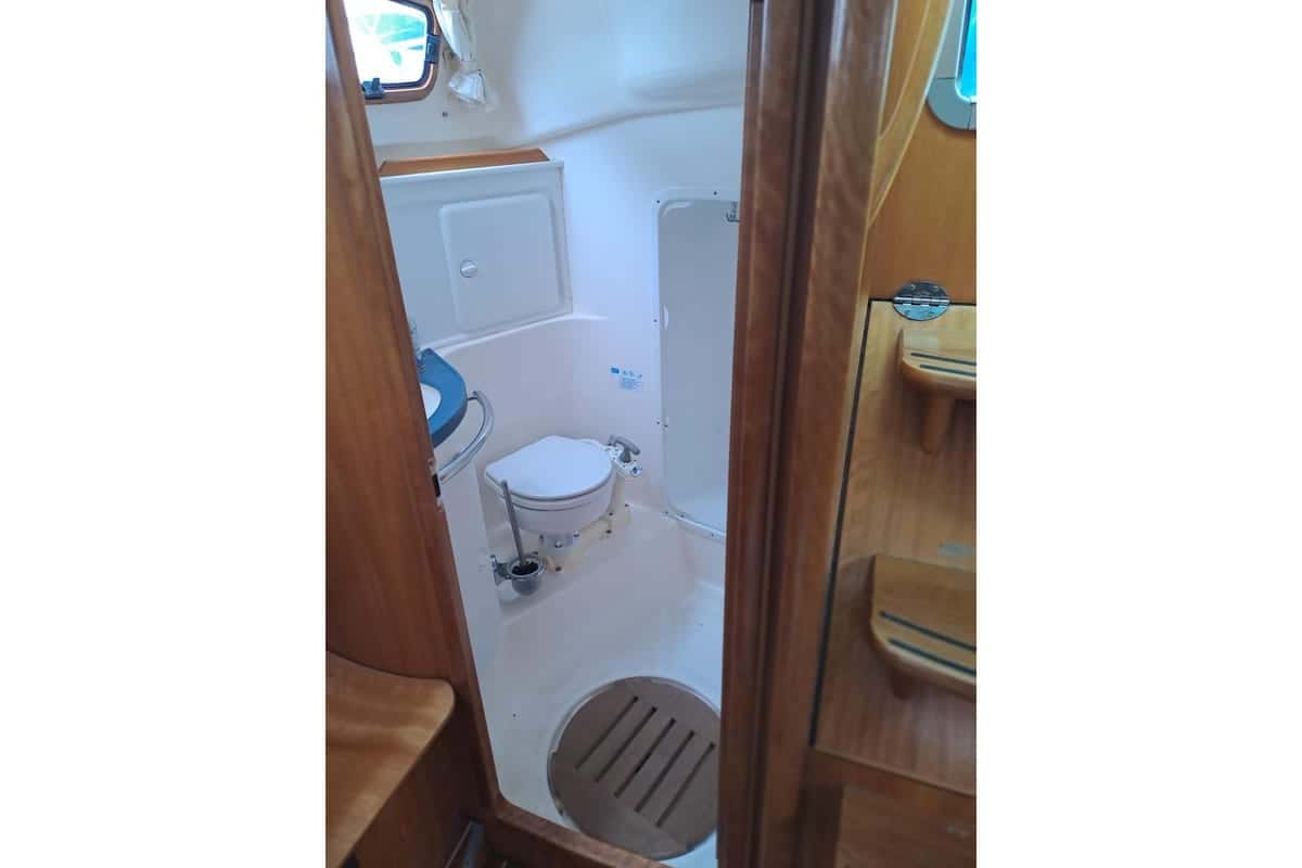 Bavaria 37 Cruiser - miniatura 20