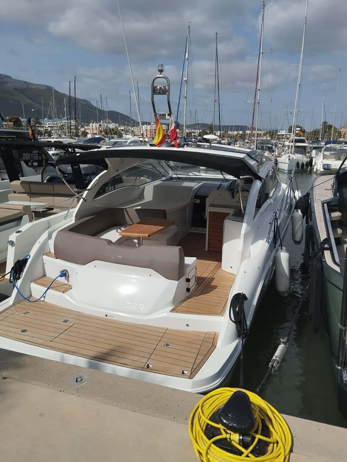 Sessa Marine C38 - miniatura 25