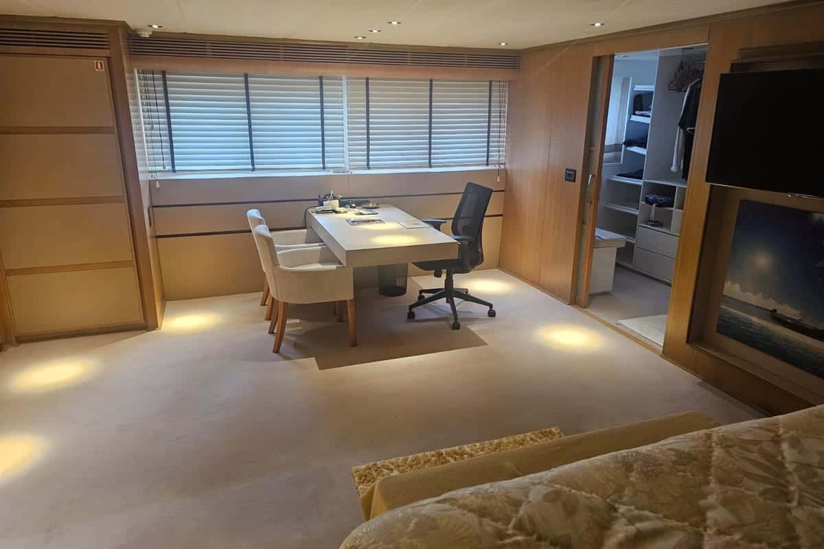 Astondoa 102 GLX - miniatura 20