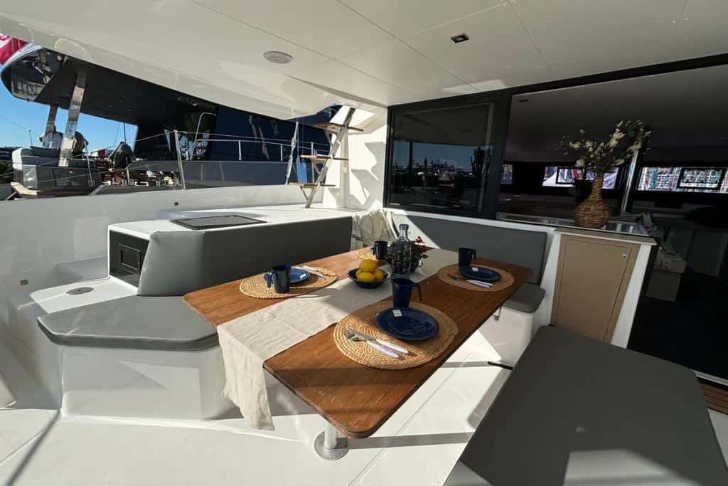 Dufour Catamarans 48 - miniatura 12