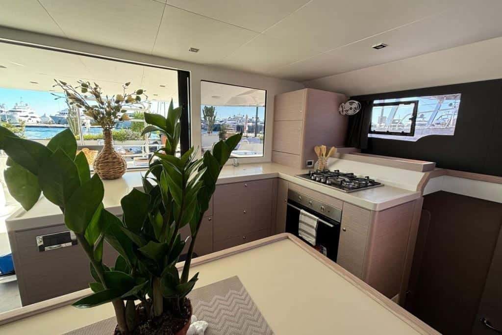 Dufour Catamarans 48 - miniatura 16