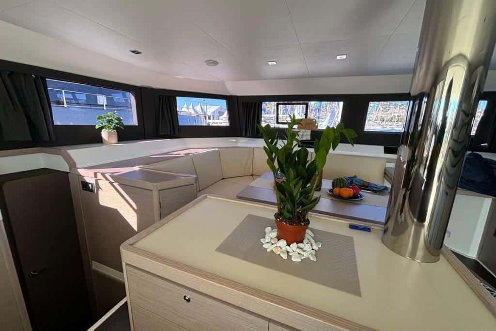 Dufour Catamarans 48 - miniatura 17