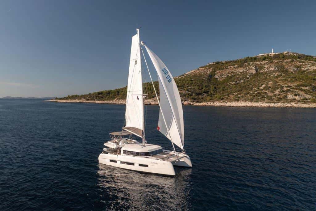 Dufour Catamarans 48 - miniatura 8