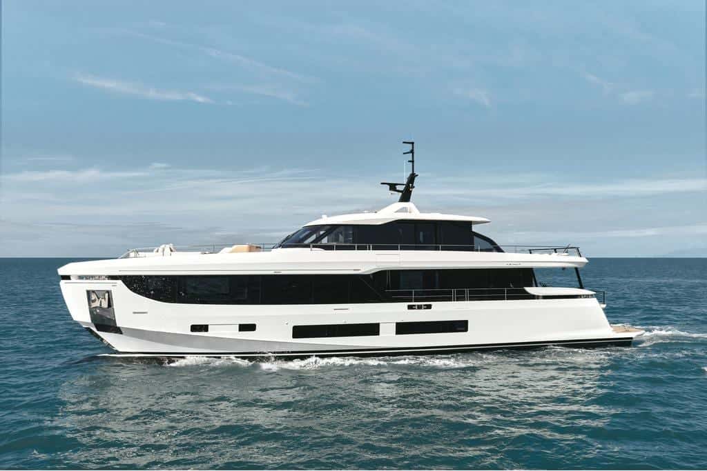 Azimut Grande 30M
