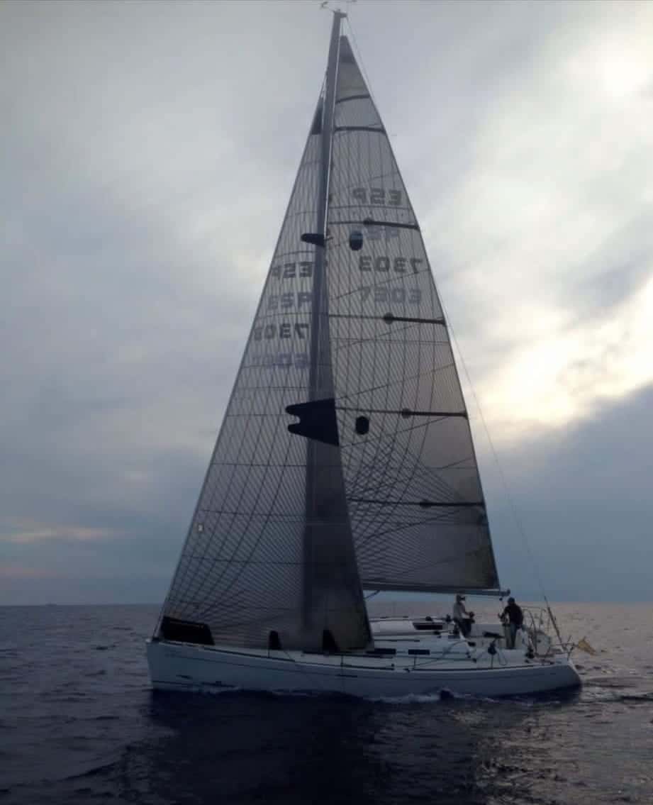 DUFOUR 40 PERFORMANCE - miniatura 7