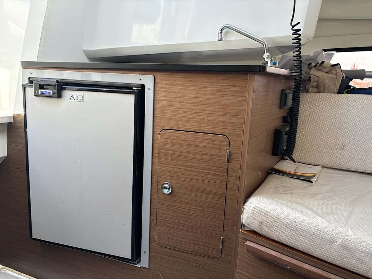 Jeanneau Cap Camarat 7.5 WA - miniatura 11