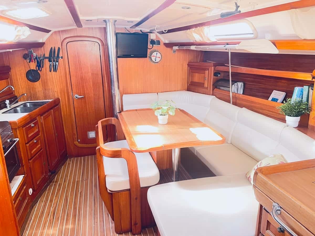 DUFOUR 38 CLASSIC - miniatura 11