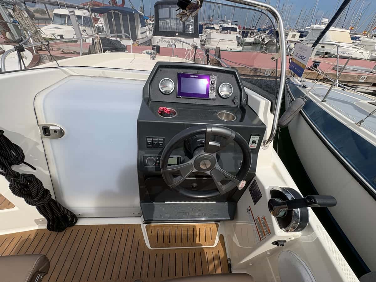 Quicksilver 605 Sundeck - miniatura 7