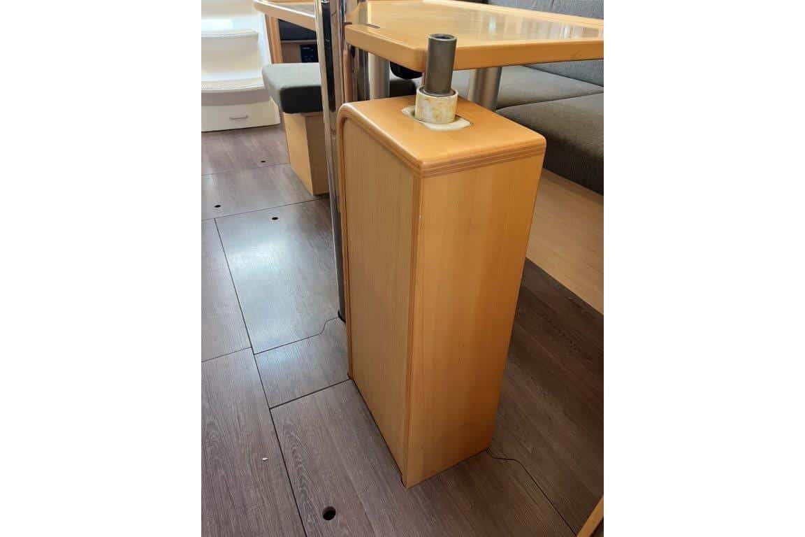 Beneteau Oceanis 38 - miniatura 18