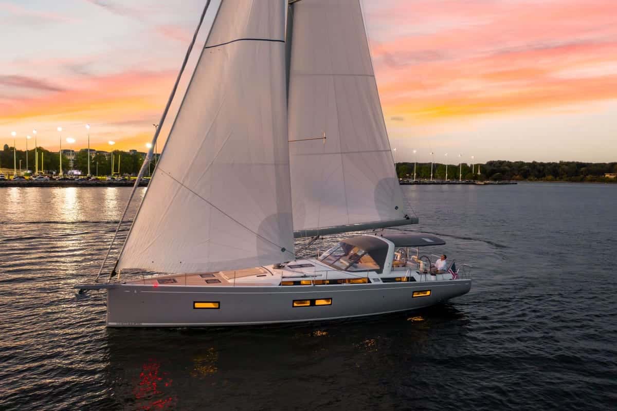 Oceanis Yacht 54 - miniatura 9