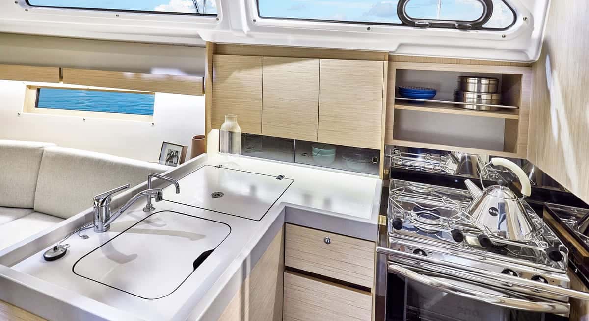 Oceanis 34.1 - miniatura 12
