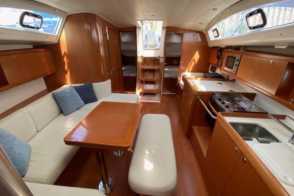 Beneteau Oceanis 40 - miniatura 12